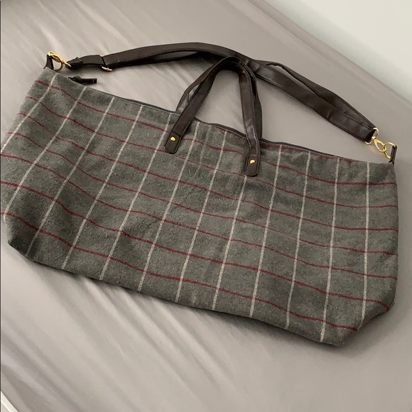 Weekender Bag - Picture 3 of 5